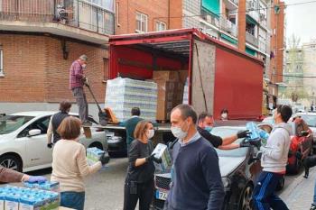 La Fundación Ion Tiriac ha donado cestas de comida para los vecinos que más lo necesitan
