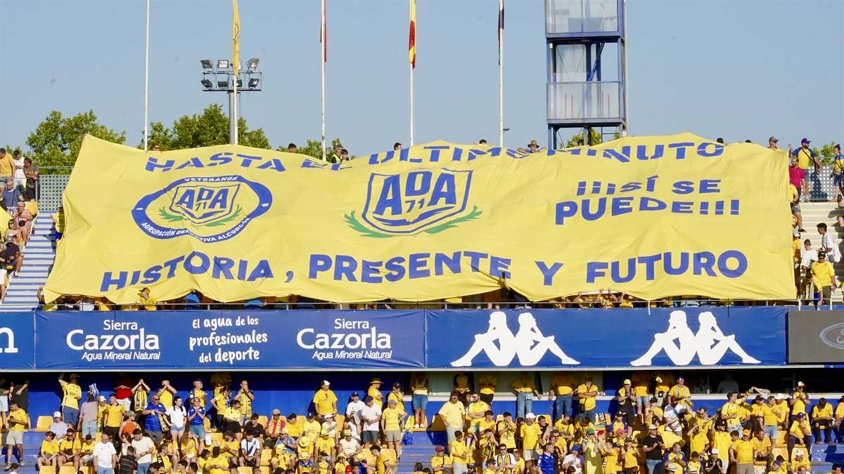 A favor de la Agrupación Deportiva Alcorcón