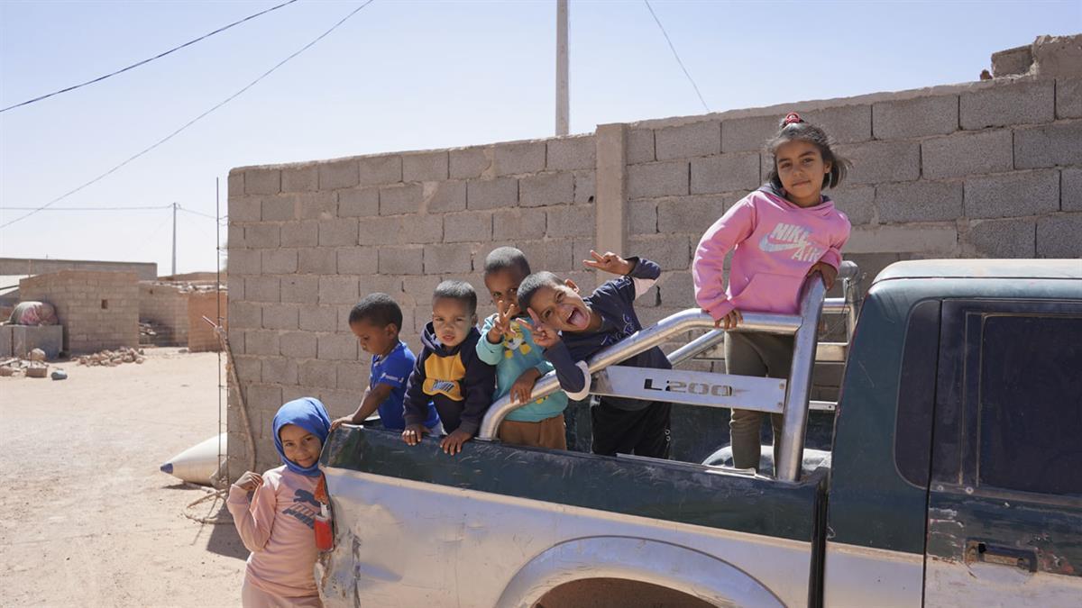 'Vacaciones en Paz' es la campaña de la Asociación Alcorcón por el Pueblo Saharaui para niños provenientes de los Campamentos de Refugiados de Tindouf