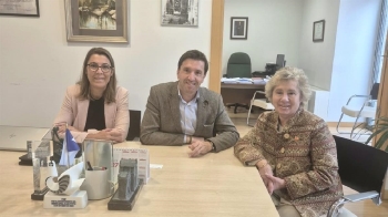 Reunión con la directora gerente del Hospital Universitario El Escorial para valorar la situación de la atención sanitaria