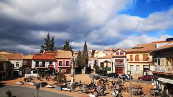 El sector servicios es el que mayor parte del desempleo concentra