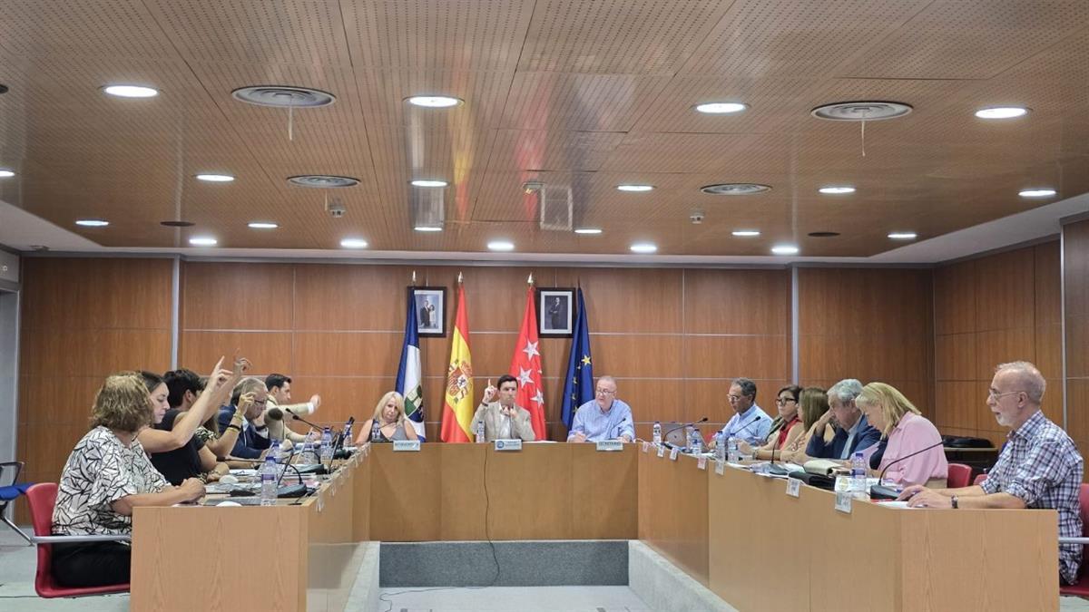 El alcalde, Santiago Villena, defiende una “imagen fiel de la situación económica, financiera, patrimonial y presupuestaria” del Ayuntamiento