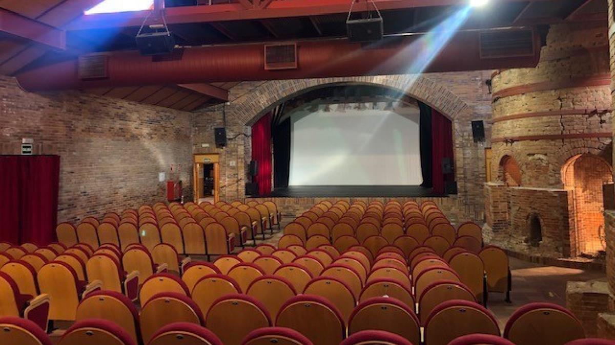 Pueden participar los mayores de 18 empleando como técnica el diseño gráfico libre 