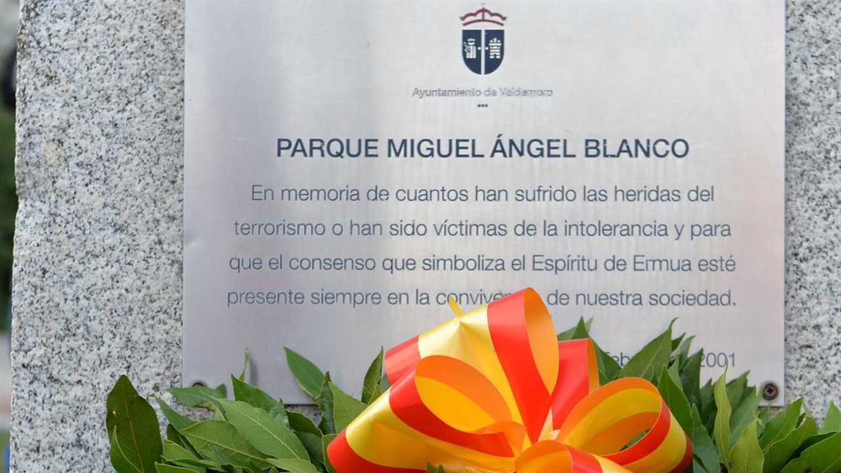 
Concejales de los grupos políticos con representación en el ayuntamiento dieron lectura a un manifiesto