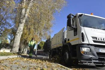 Valdemoro inicia la campaña de recogida de hojas del municipio 