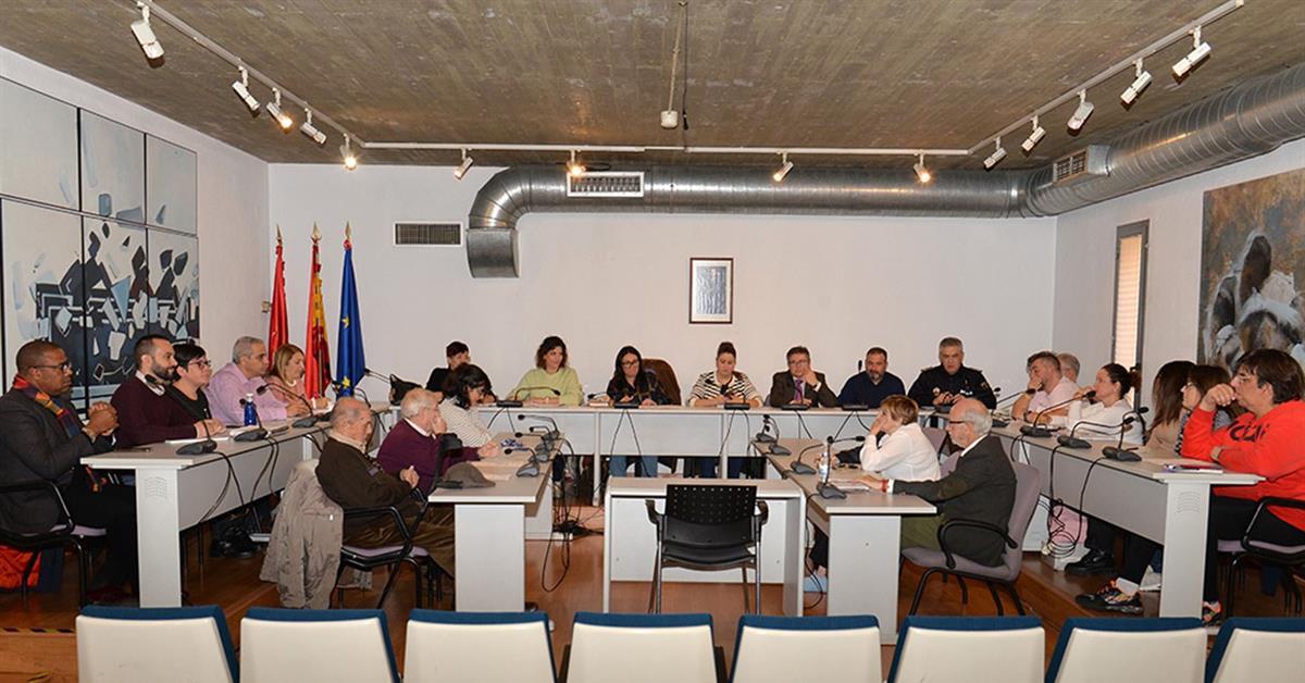 El órgano cuenta con el nuevo portavoz del vecino, elegido por sorteo