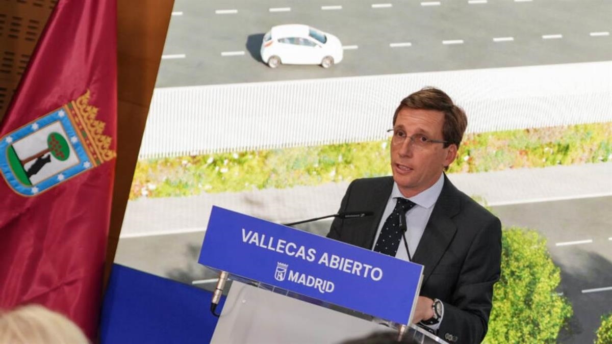 El alcalde asegura que este proyecto acaba con la “barrera” entre Retiro y Puente de Vallecas