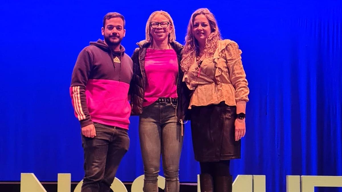 La Asociación Lo que nos Mueve impartió una charla para trasmitir valores para normalizar la discapacidad, la diversidad y fomentar el deporte