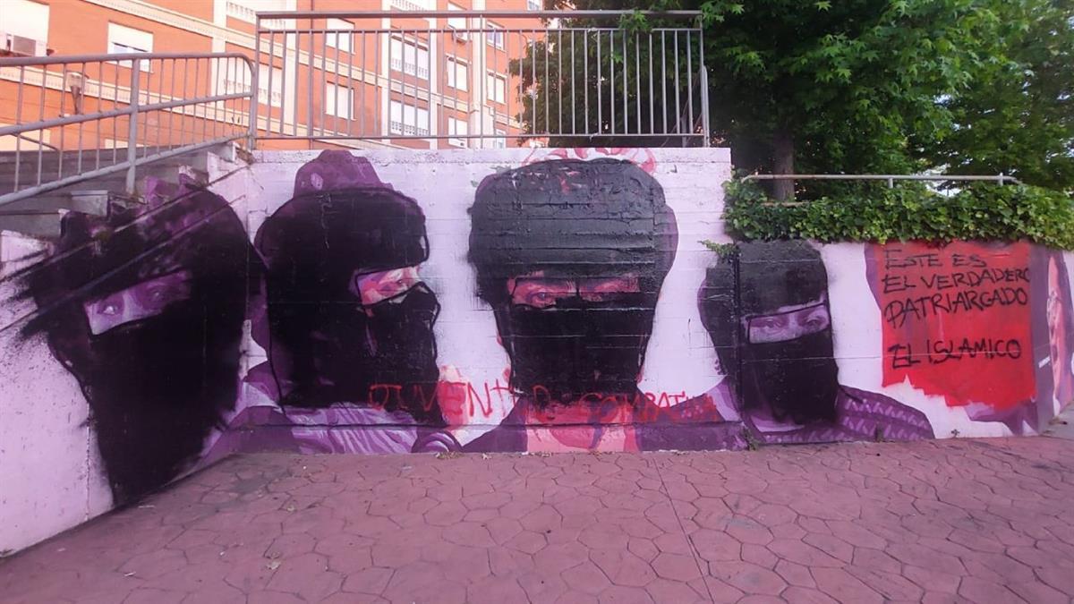 El ayuntamiento ha condenado los actos y las pintadas ya han sido eliminadas por LYMA