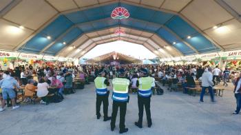 El Ayuntamiento ha firmado un convenio con FTBW para que los vasos de las fiestas sean reutilizables 