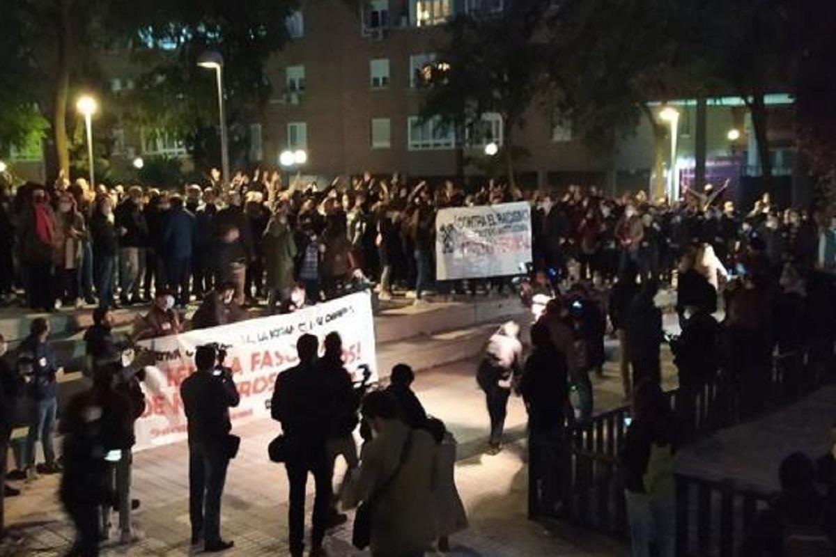 Vecinos de San Blas se manifiestan en contra de la delincuencia ...