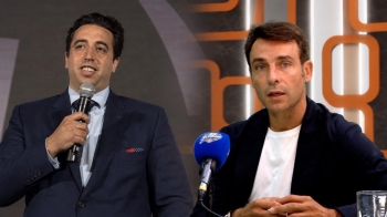 La afición del Fuenlabrada encantada con la venta del club a su nuevo presidente
