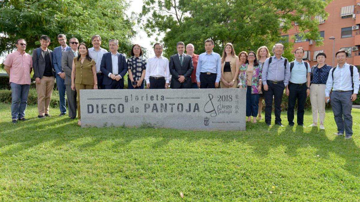 Investigadores de universidades chinas visitan la ciudad para rendir homenaje al misionero jesuita