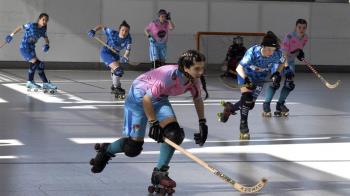 Las jugadoras de Hockey en patines vencen a su rival en el último tramo de la liga