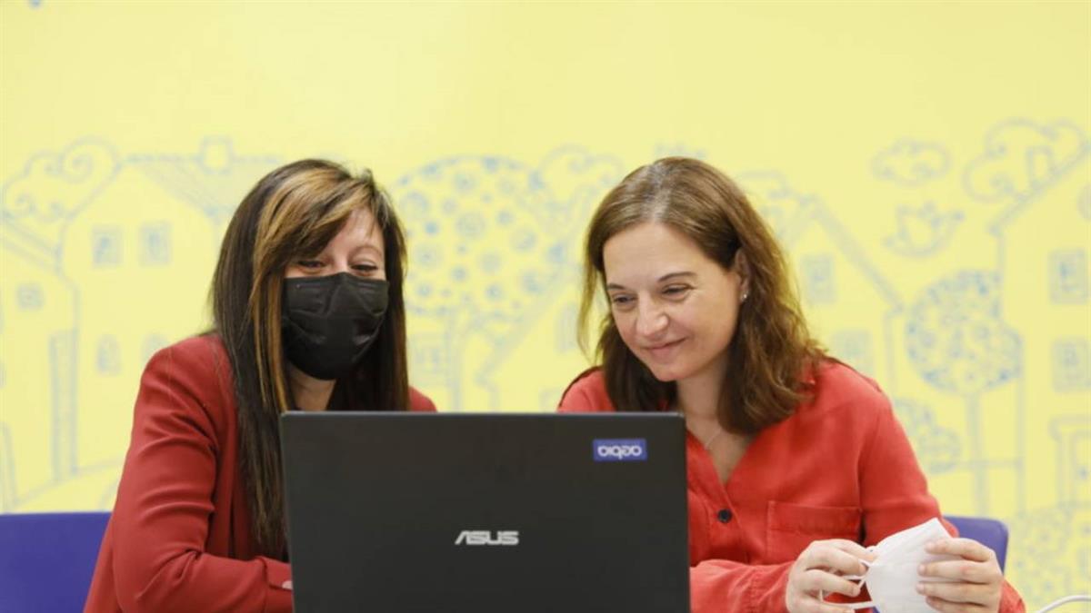 21 personas mayores reciben en su casa dos sesiones semanales con terapeutas 

