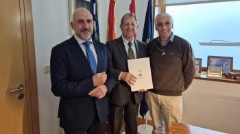 El alcalde afirma que con este convenio renueva su apoyo a “las personas que requieren un respaldo especial”