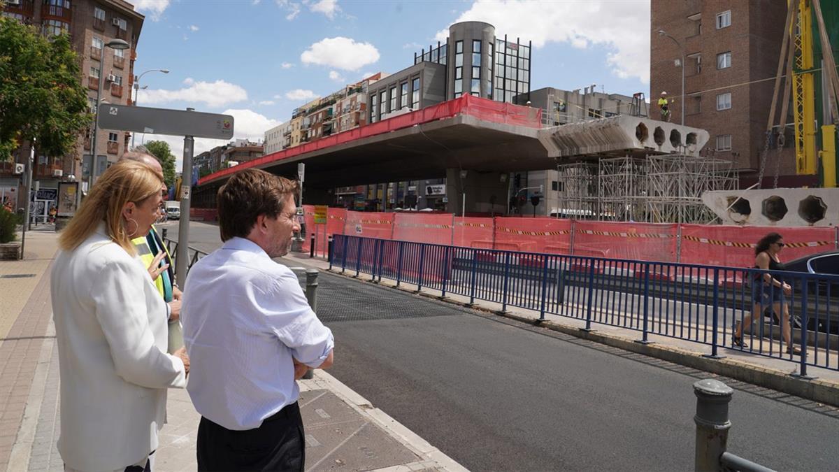 El alcalde y la delegada de Obras y Equipamientos han visitado los trabajos 