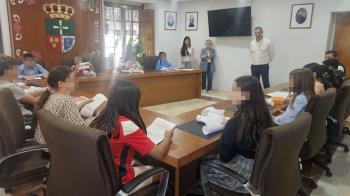 Los jóvenes de Cubas visitan el Ayuntamiento de Cubas