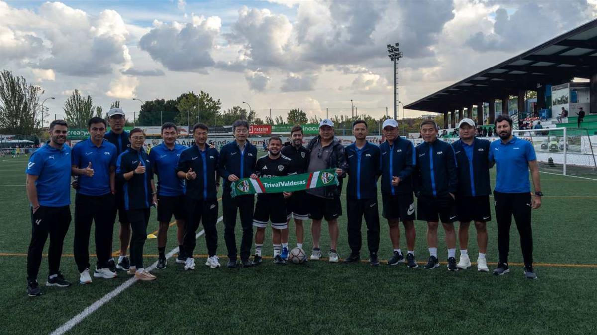 Pudieron conocer de cerca el modelo de gestión económica y deportiva del conjunto