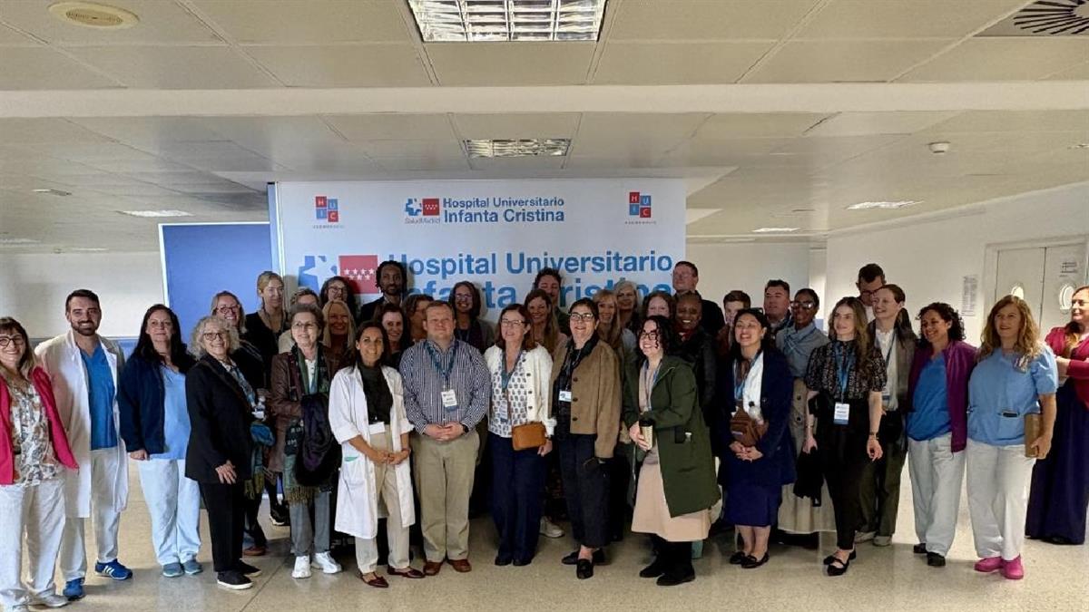 La visita ha sido marcada por un programa con visitas a diferentes centro sanitarios de España 