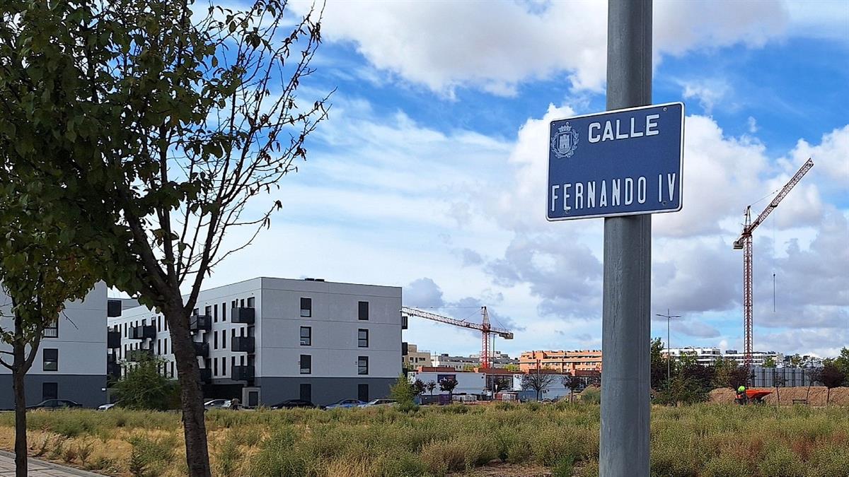 El Ayuntamiento complutense cede dos parcelas a la Comunidad de Madrid para construir los inmuebles