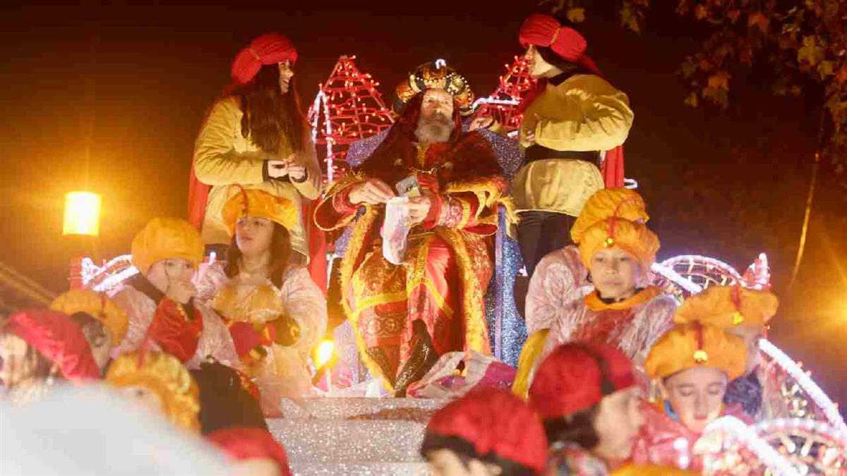 Los Reyes estarán encantados de contar contigo en su mágico desfile