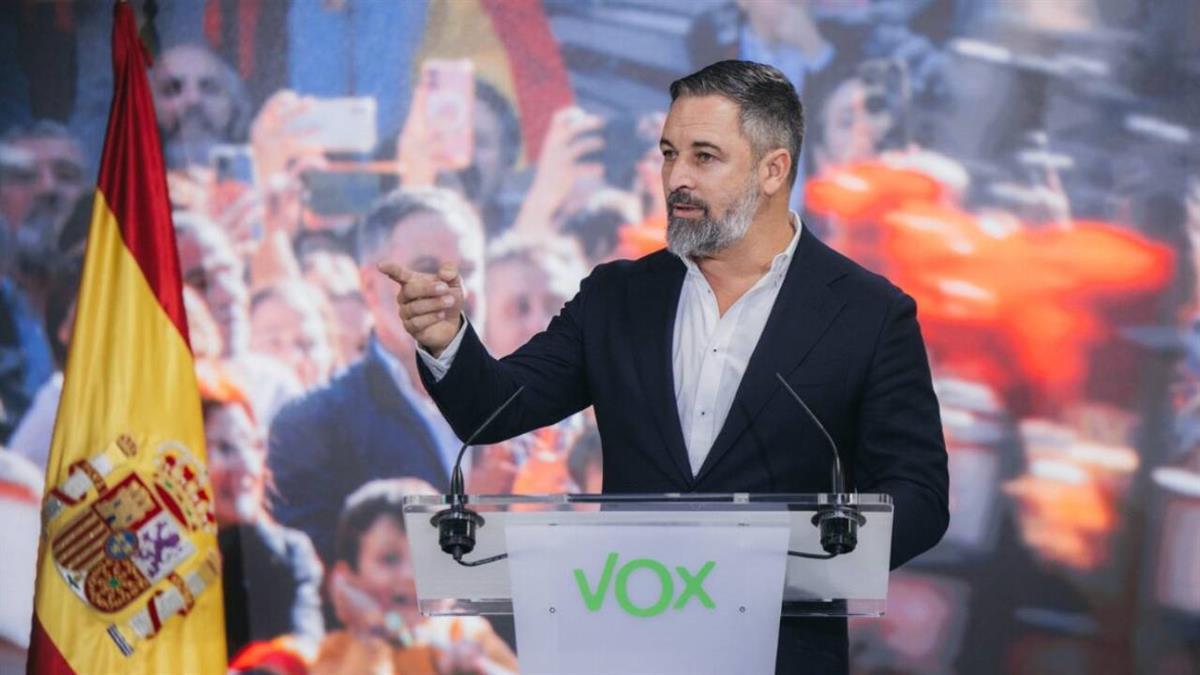 El líder de VOX cree que el destino de estos jóvenes es "dedicarse a robar y violar"
