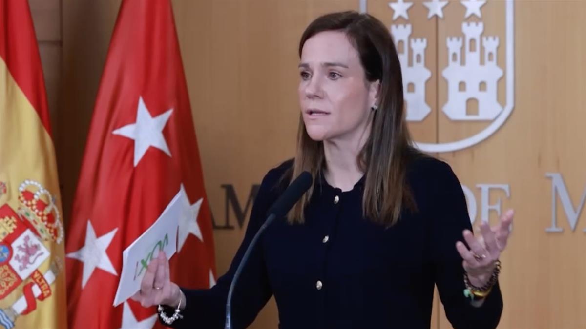 La portavoz de VOX en la Asamblea tilda las guerras entre el PP y el PSOE de "falsas guerras" para "entretener a sus votantes"