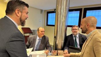 La formación denuncia "tres años de abandono" por parte del Gobierno del PP