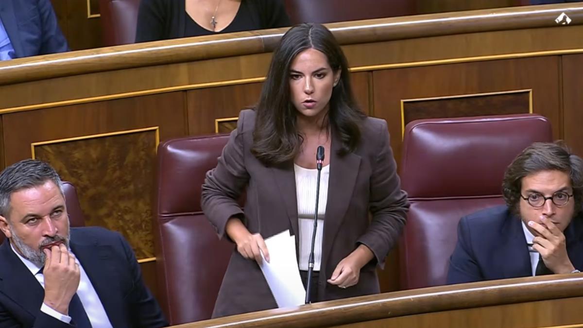 La portavoz del grupo parlamentario sostiene este Gobierno trae "la miseria" a España