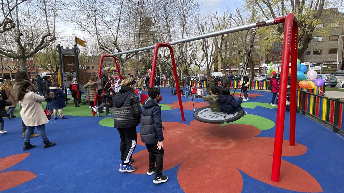 José Rodríguez Cuadrado: "Desde Vox establecimos que había que remodelar los parques infantiles"