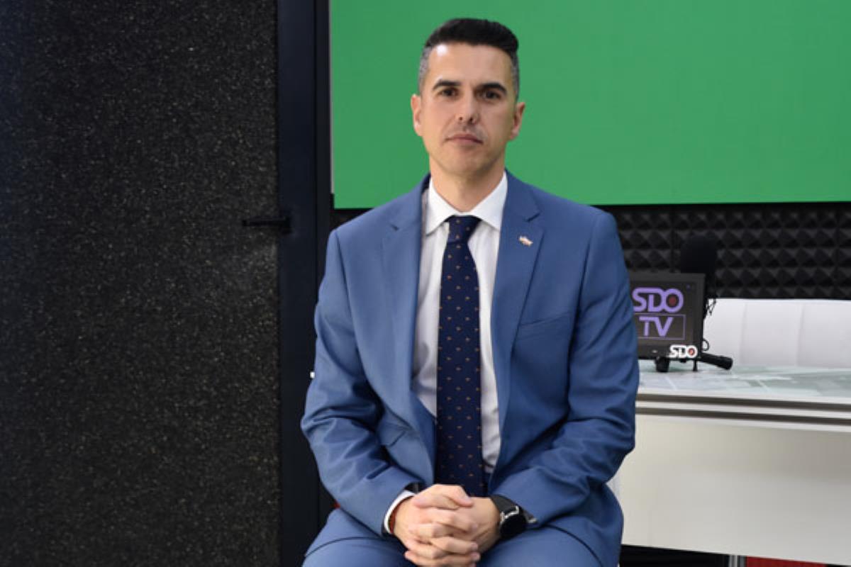 La formación propone ayudas directas a los empadronados en la ciudad o la creación de un servicio público de guardería