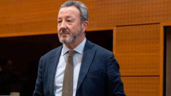 Considera que debe estar “al frente de sus responsabilidades” en la Comunidad de Madrid