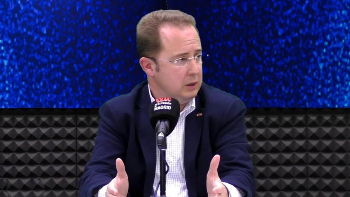 La formación asegura que esta propuesta hará que "prevalezcan criterios de seguridad y cohesión social" en los edificios públicos