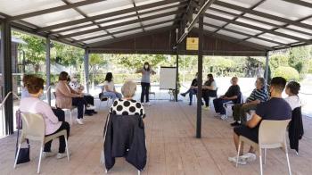 La Escuela Municipal de la Salud de Móstoles ofrece actividades para ayudarnos en este camino