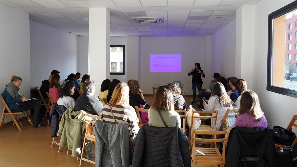 La Escuela de Familias impulsa una nueva programación para acompañar en la educación y crianza