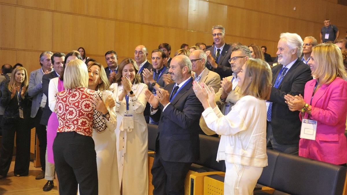 El regidor fuenlabreño, Javier Ayala quiso notificar a la mesa un posible error en la votación y se le negó la palabra