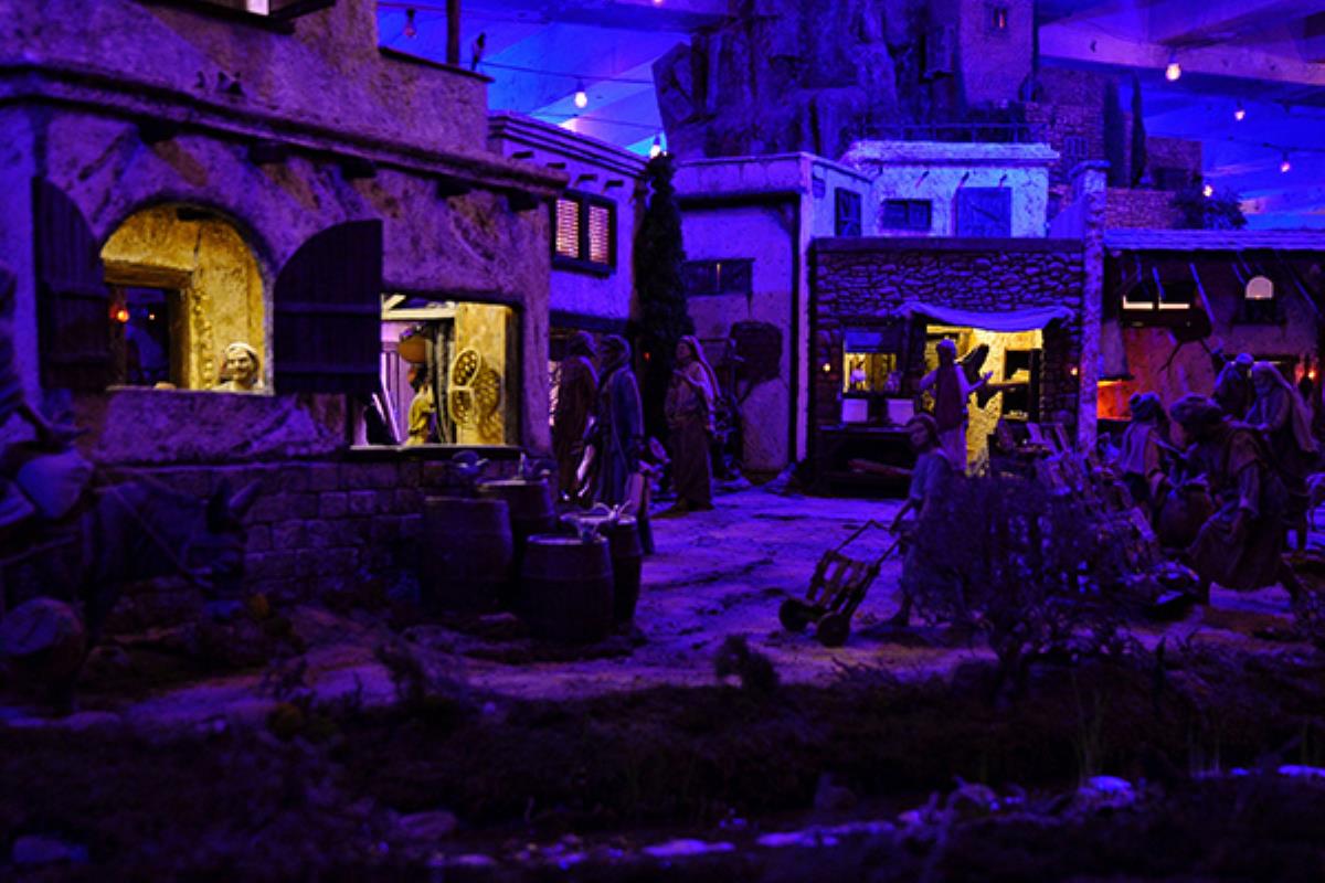 Este evento lo organiza la Asociación Complutense de Belenistas en colaboración con el Ayuntamiento