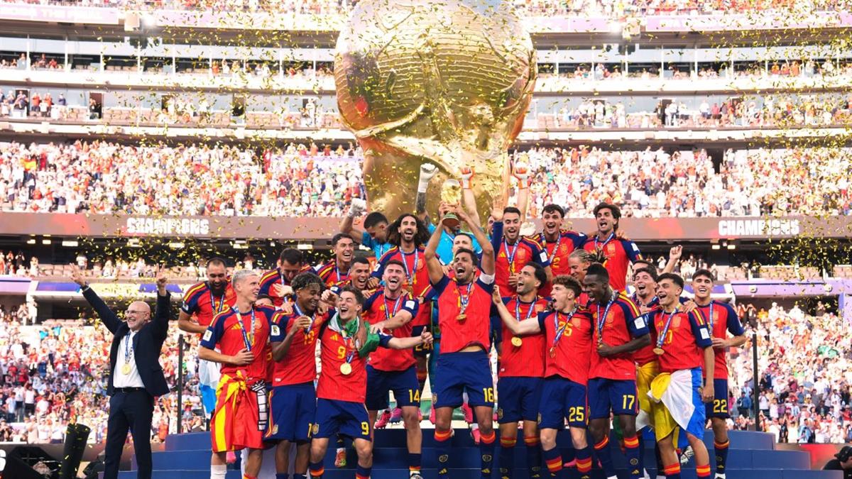 España gana su segundo mundial desatando la locura de un país entero