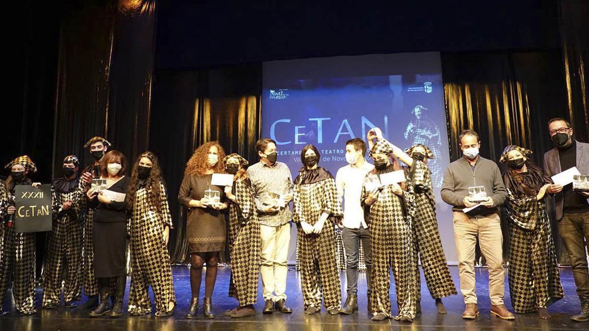 El primer premio está dotado con una cuantía de 1.200 euros y un galardón conmemorativo