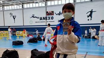 El jovencísimo karateca mostoleño se llevó el oro en la modalidad de katas 