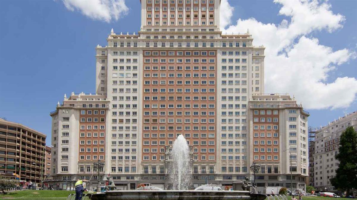 Situado en la Plaza de España tendrá 9.000 metros cuadrados y cuatro plantas 