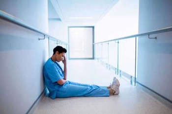 Es una de las muchas peticiones de los profesionales de la Sanidad que se agolpan en Change.org