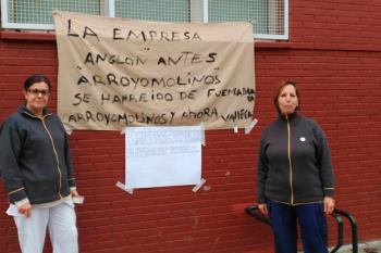 Hablamos con las trabajadoras de los polideportivos de nuestra localidad, contratadas por Anglón Servicios Integrales, quienes llevan casi medio año sin cobrar